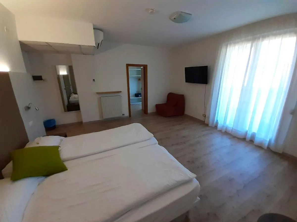 Hotel Val Di Monte Malcesine